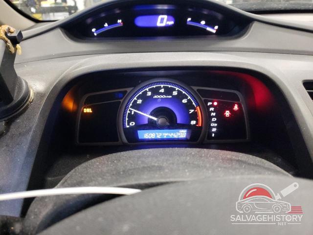 19XFA1F57AE058700 2010 HONDA CIVIC photo no. 9