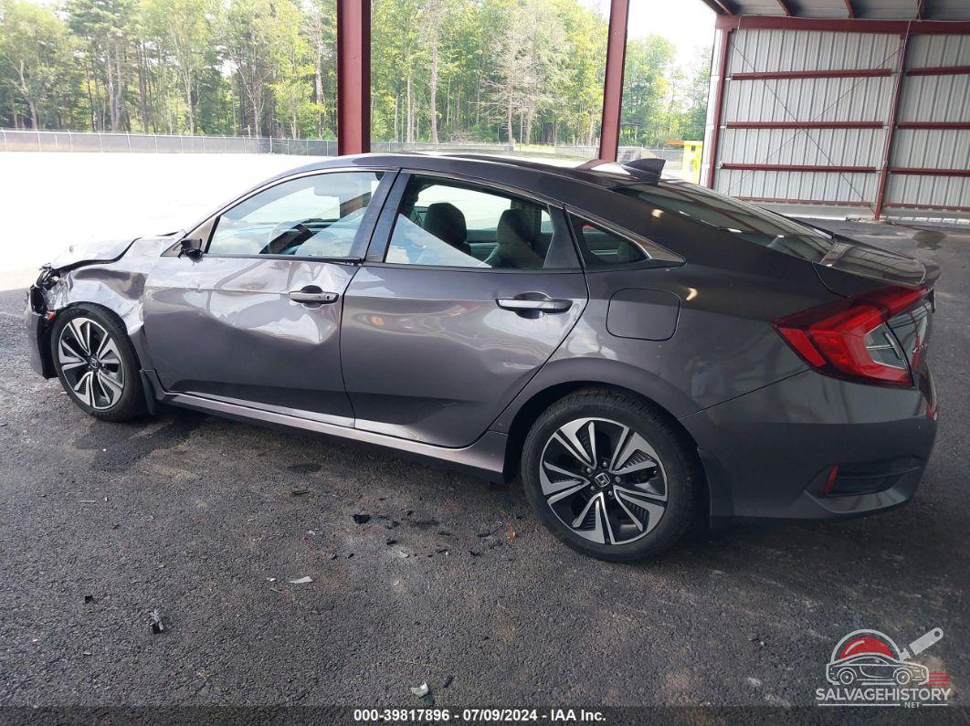 19XFC1F7XHE213245 2017 HONDA CIVIC photo no. 3