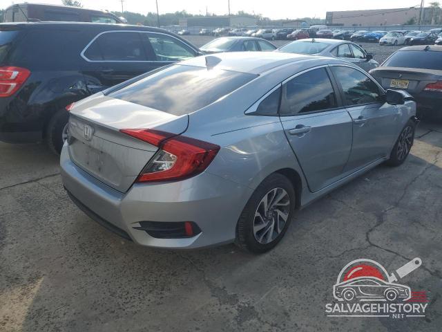 2HGFC2F7XHH521379 2017 HONDA CIVIC photo no. 3