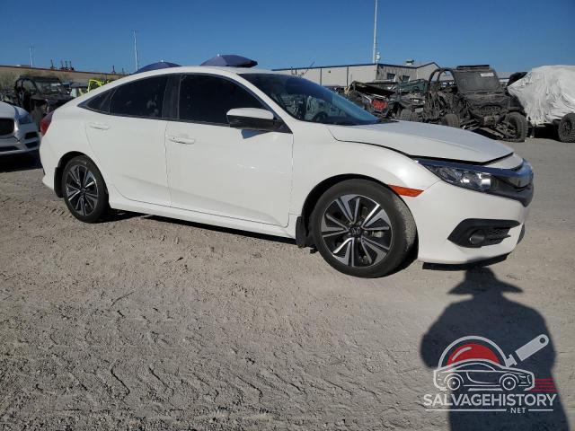 JHMFC1F33JX027872 2018 HONDA CIVIC photo no. 4