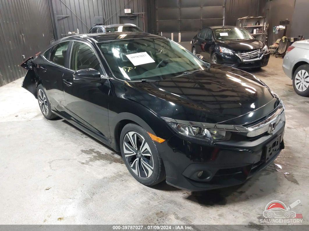 JHMFC1F37JX035912 2018 HONDA CIVIC photo no. 24