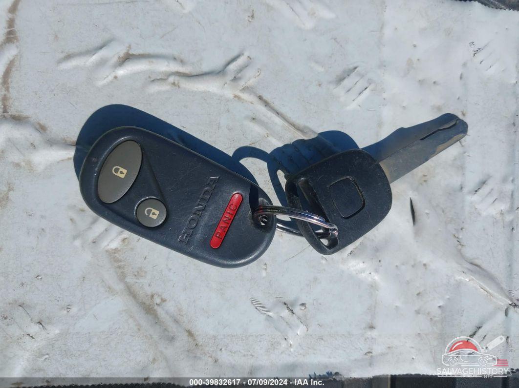 JHMES96645S011898 2005 HONDA CIVIC HYBRID photo no. 11