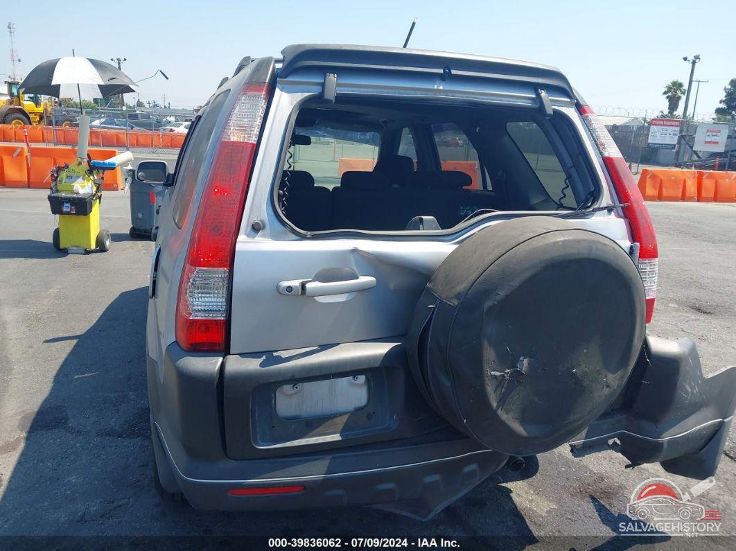 JHLRD78845C018007 2005 HONDA CR-V photo no. 6