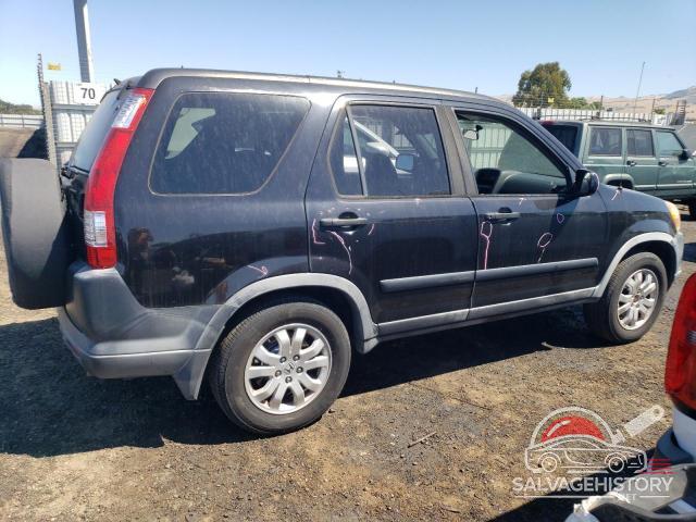 JHLRD78835C026583 2005 HONDA CRV photo no. 3