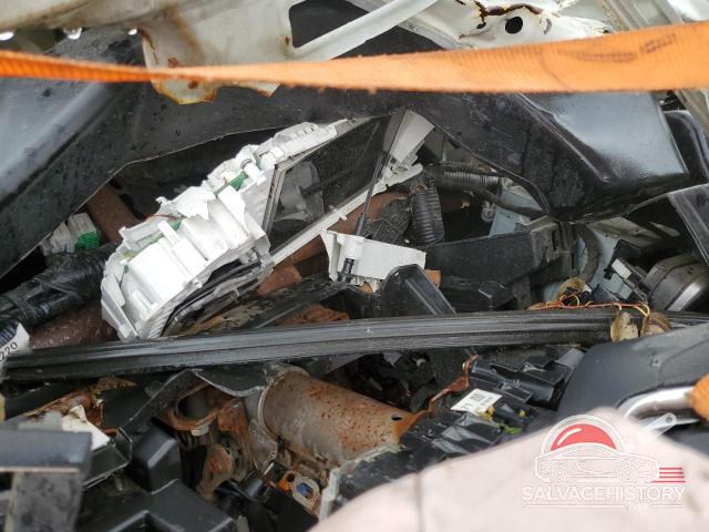2HKRW2H50JH647827 2018 HONDA CRV photo no. 9
