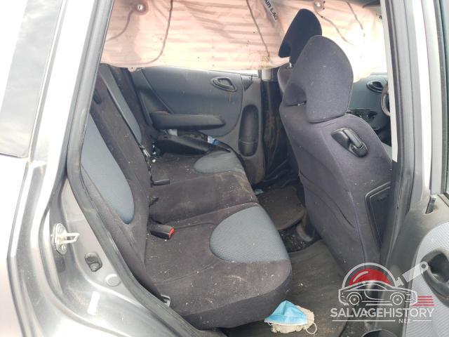 JHMGD37628S006363 2008 HONDA FIT photo no. 10