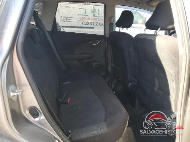 JHMGE8H47AS015623 2010 HONDA FIT photo no. 10