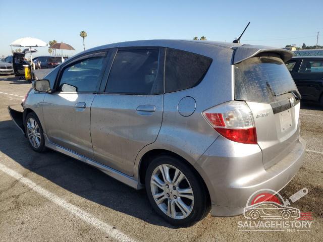 JHMGE8H47AS015623 2010 HONDA FIT photo no. 2