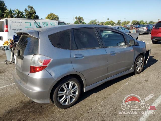 JHMGE8H47AS015623 2010 HONDA FIT photo no. 3