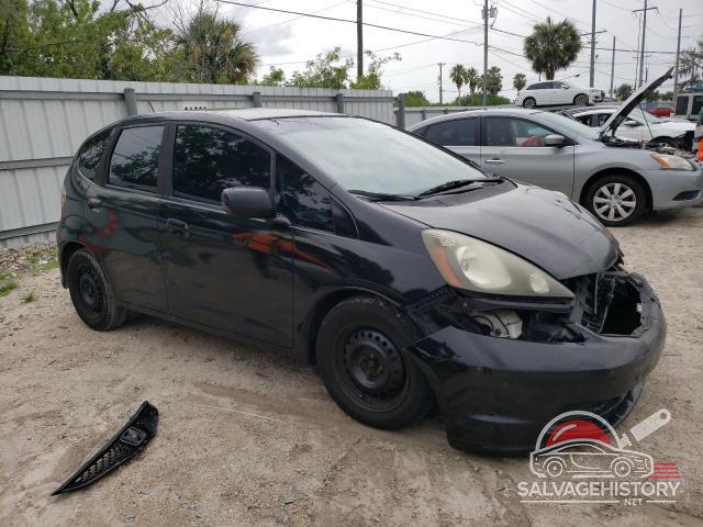 JHMGE8H31BS007087 2011 HONDA FIT photo no. 4