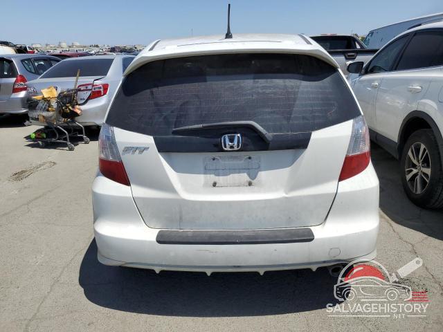 JHMGE8H5XDC043990 2013 HONDA FIT photo no. 6