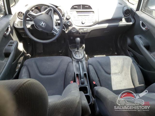JHMGE8H5XDC043990 2013 HONDA FIT photo no. 8