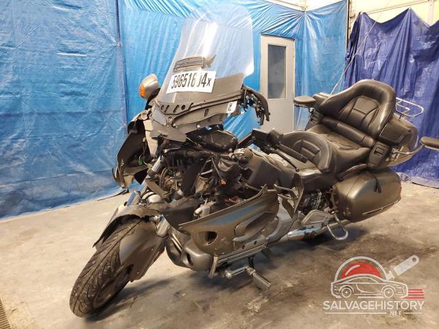 1HFSC47H68A701432 2008 HONDA GL CYCLE photo no. 2