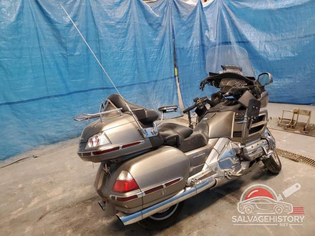 1HFSC47H68A701432 2008 HONDA GL CYCLE photo no. 4