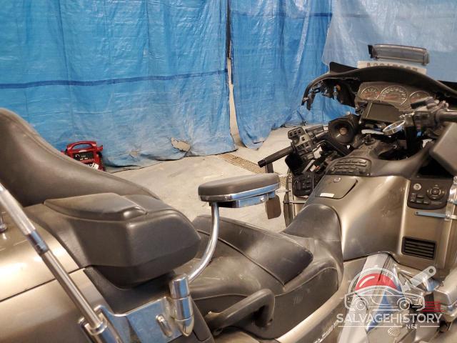1HFSC47H68A701432 2008 HONDA GL CYCLE photo no. 5