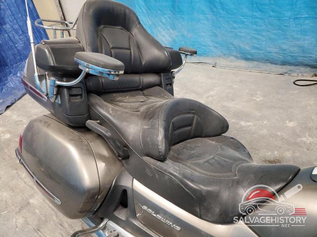 1HFSC47H68A701432 2008 HONDA GL CYCLE photo no. 6