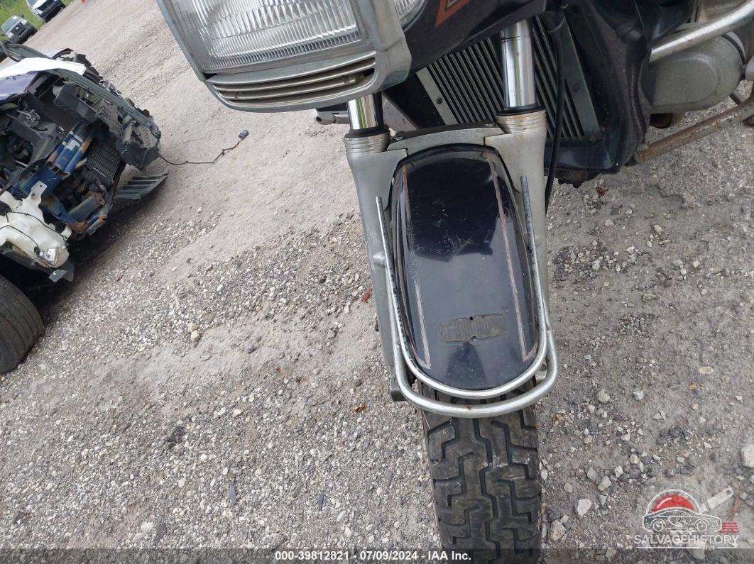 1HFSC1414FA122863 1985 HONDA GL1200 photo no. 5