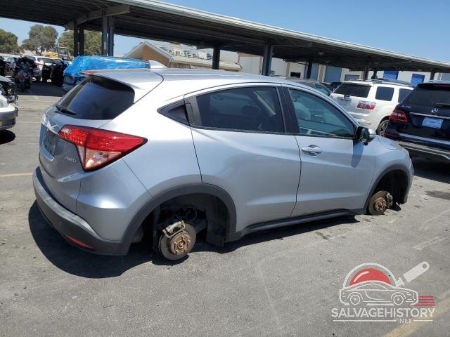 3CZRU6H56JG710509 2018 HONDA HR-V photo no. 3
