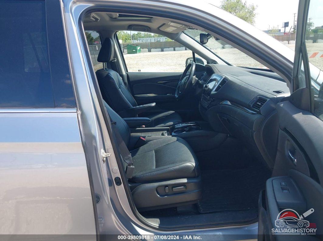 5FNYF6H09HB013478 2017 HONDA PILOT photo no. 5