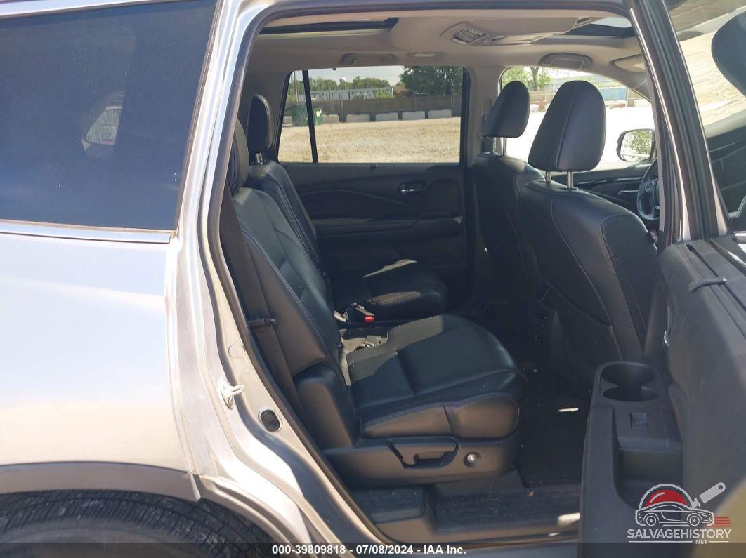 5FNYF6H09HB013478 2017 HONDA PILOT photo no. 8