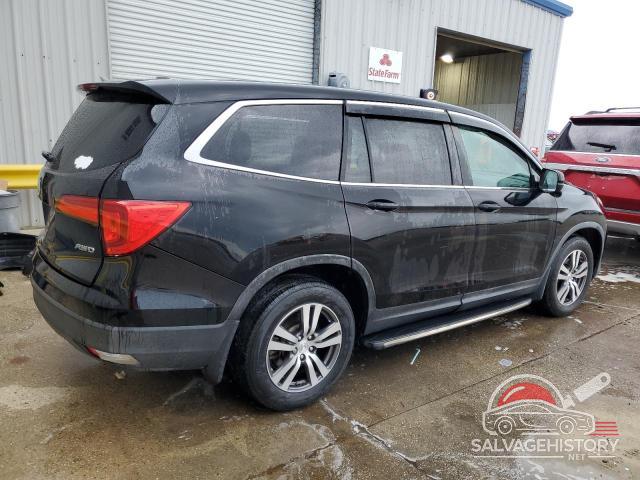 5FNYF6H79HB030648 2017 HONDA PILOT photo no. 3