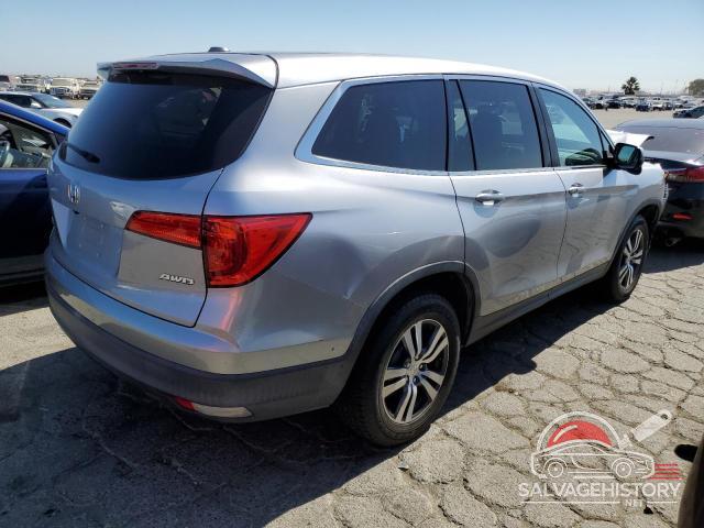 5FNYF6H50JB050985 2018 HONDA PILOT photo no. 3