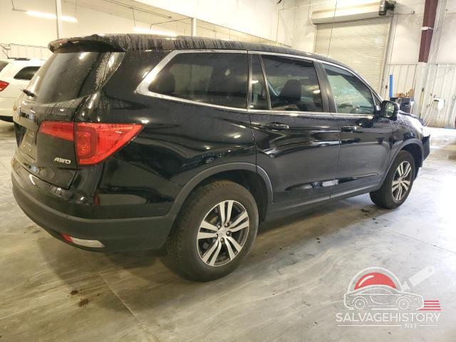5FNYF6H82JB054496 2018 HONDA PILOT photo no. 3