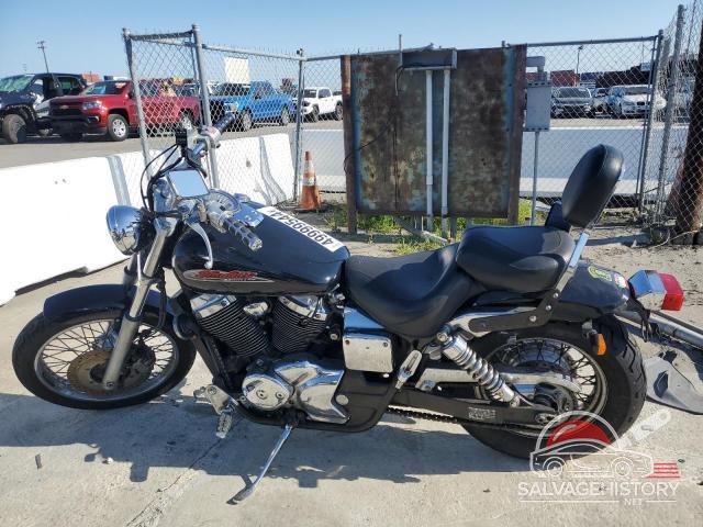 JH2RC44042M611569 2002 HONDA VT CYCLE photo no. 3