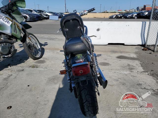 JH2RC44042M611569 2002 HONDA VT CYCLE photo no. 4
