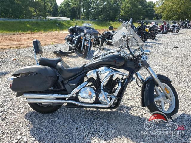 JH2SC6670BK101013 2011 HONDA VT CYCLE photo no. 2