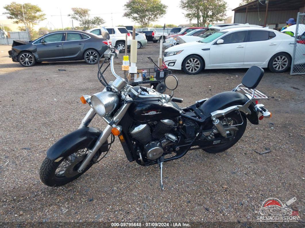 JH2RC4442XM100050 1999 HONDA VT750 photo no. 2