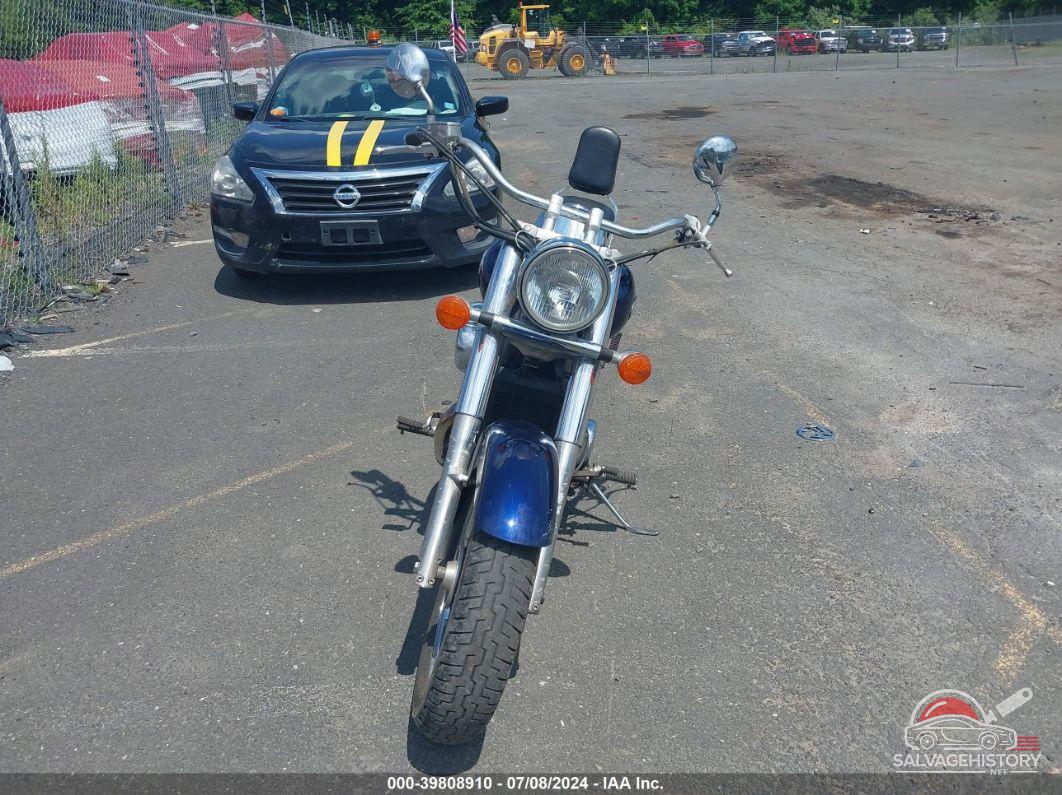 JH2RC44F22K020219 2002 HONDA VT750 photo no. 5