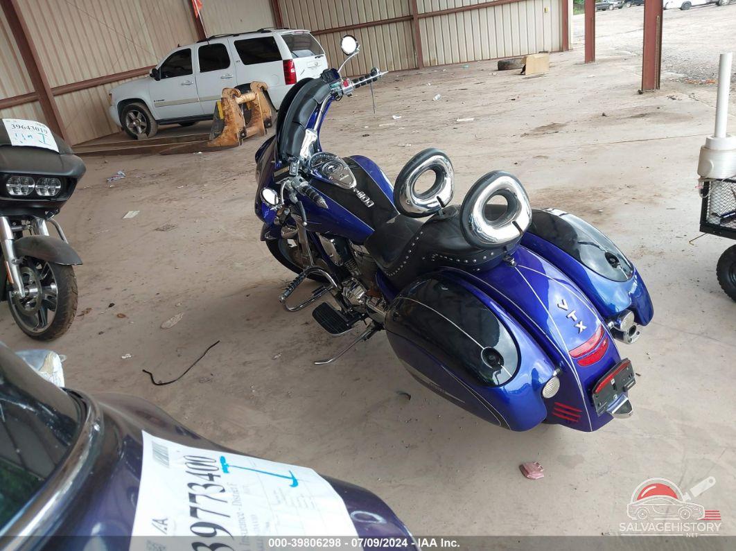 1HFSC49A05A303418 2005 HONDA VTX1800 photo no. 3