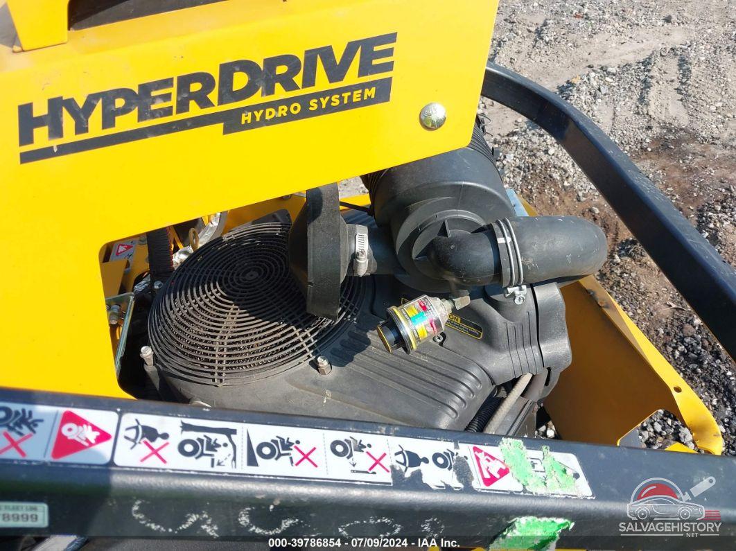 19091500 2019 HUSTLER SUPER Z HYPERDRIVE photo no. 10
