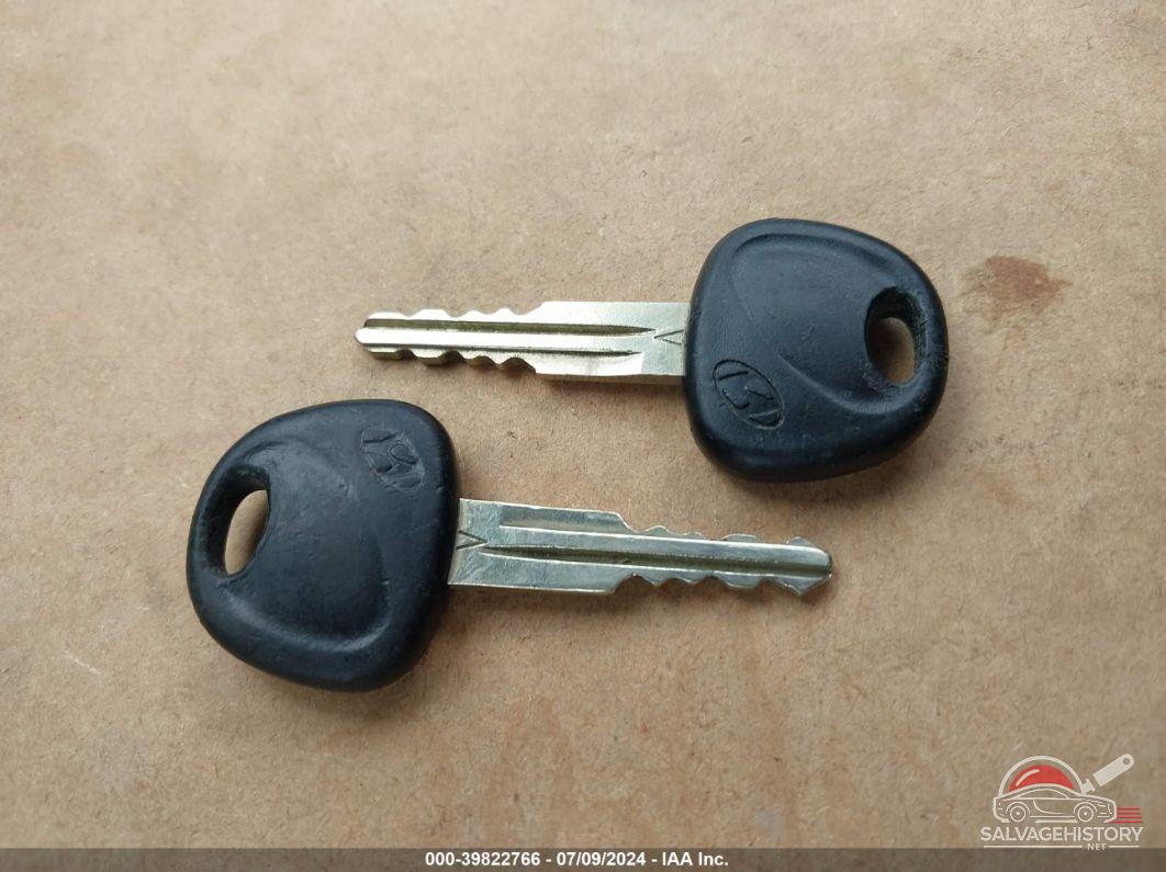 KMHCM36C78U092308 2008 HYUNDAI ACCENT photo no. 11