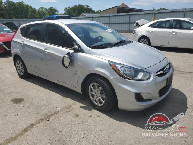 KMHCT5AE5CU024556 2012 HYUNDAI ACCENT photo no. 4