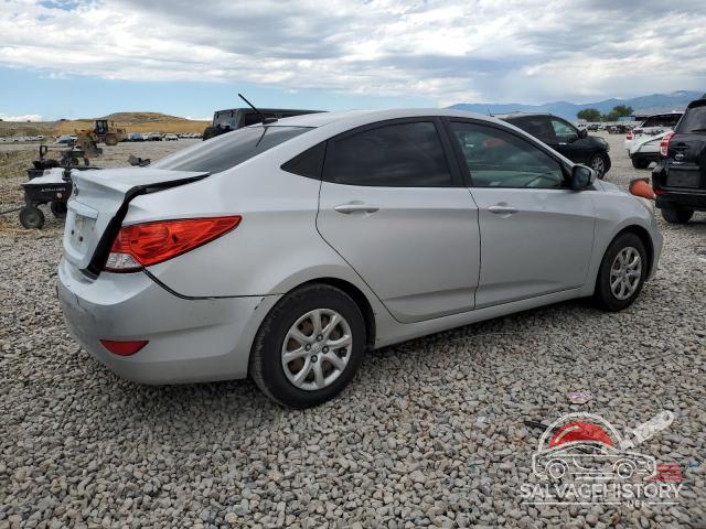 KMHCT4AE2DU317102 2013 HYUNDAI ACCENT photo no. 3