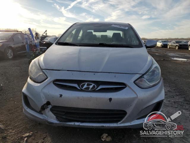 KMHCT4AEXDU502868 2013 HYUNDAI ACCENT photo no. 5
