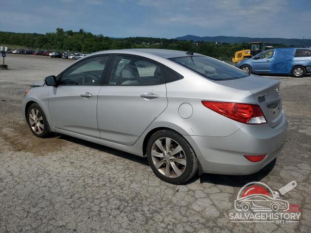 KMHCU4AE2DU320773 2013 HYUNDAI ACCENT photo no. 2