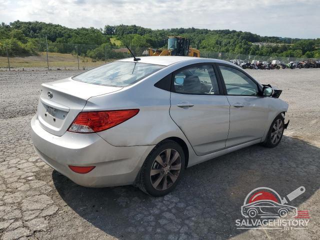 KMHCU4AE2DU320773 2013 HYUNDAI ACCENT photo no. 3