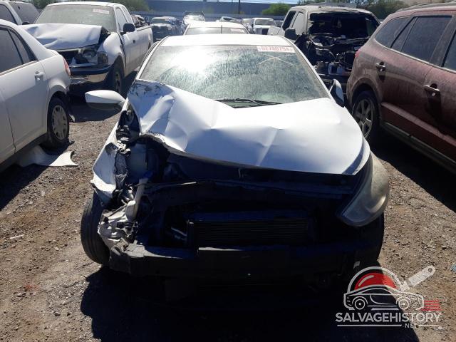KMHCT4AE3FU871977 2015 HYUNDAI ACCENT photo no. 5