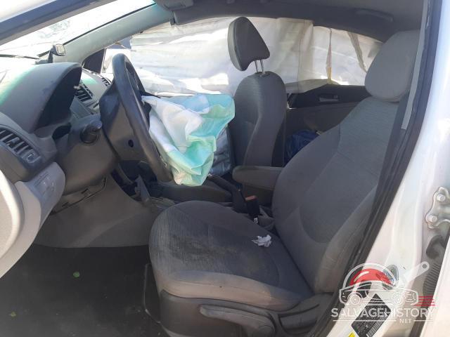 KMHCT4AE3FU871977 2015 HYUNDAI ACCENT photo no. 7