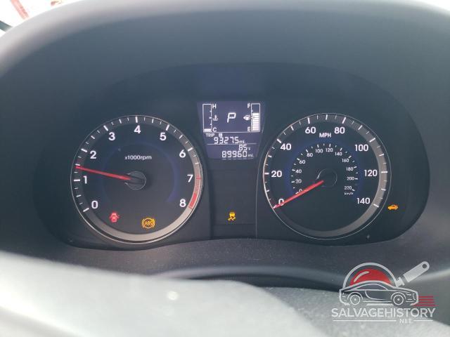 KMHCT4AE1HU271509 2017 HYUNDAI ACCENT photo no. 9