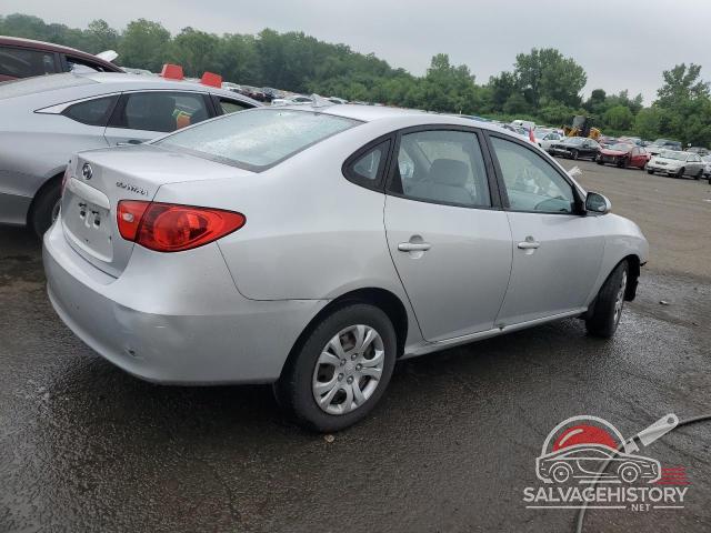 KMHDU46D19U800413 2009 HYUNDAI ELANTRA photo no. 3