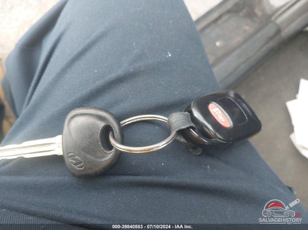 KMHDU4AD5AU940928 2010 HYUNDAI ELANTRA photo no. 11
