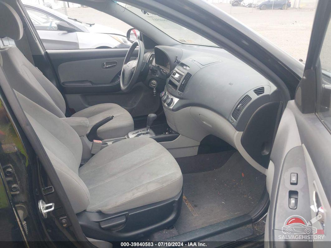 KMHDU4AD5AU940928 2010 HYUNDAI ELANTRA photo no. 5