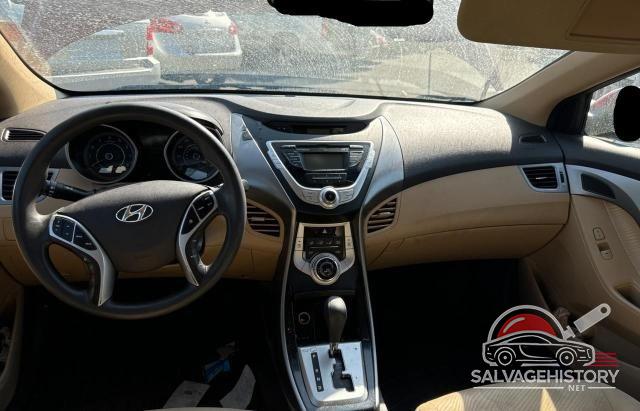 KMHDH4AE3BU117526 2011 HYUNDAI ELANTRA photo no. 9