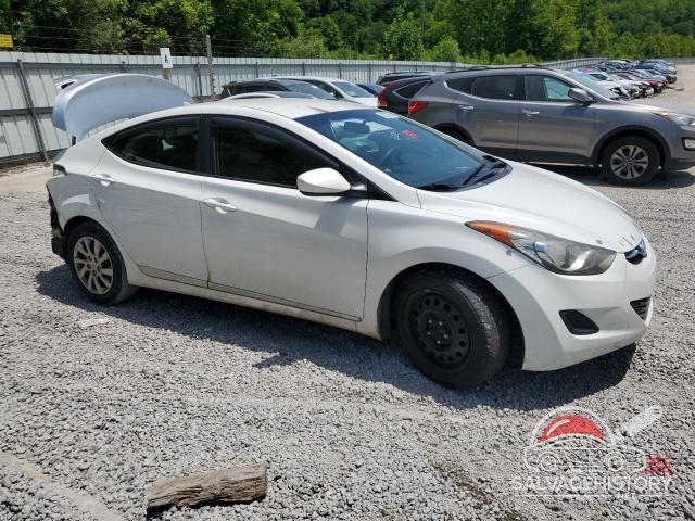 5NPDH4AE8CH128487 2012 HYUNDAI ELANTRA photo no. 4