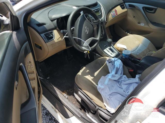 5NPDH4AE8CH128487 2012 HYUNDAI ELANTRA photo no. 8