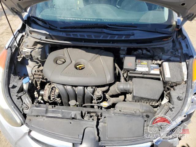 5NPDH4AE9CH064640 2012 HYUNDAI ELANTRA photo no. 11